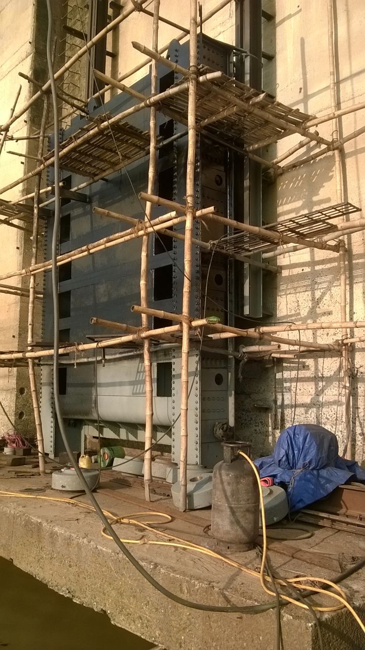 Emergency Gate after application of Primer